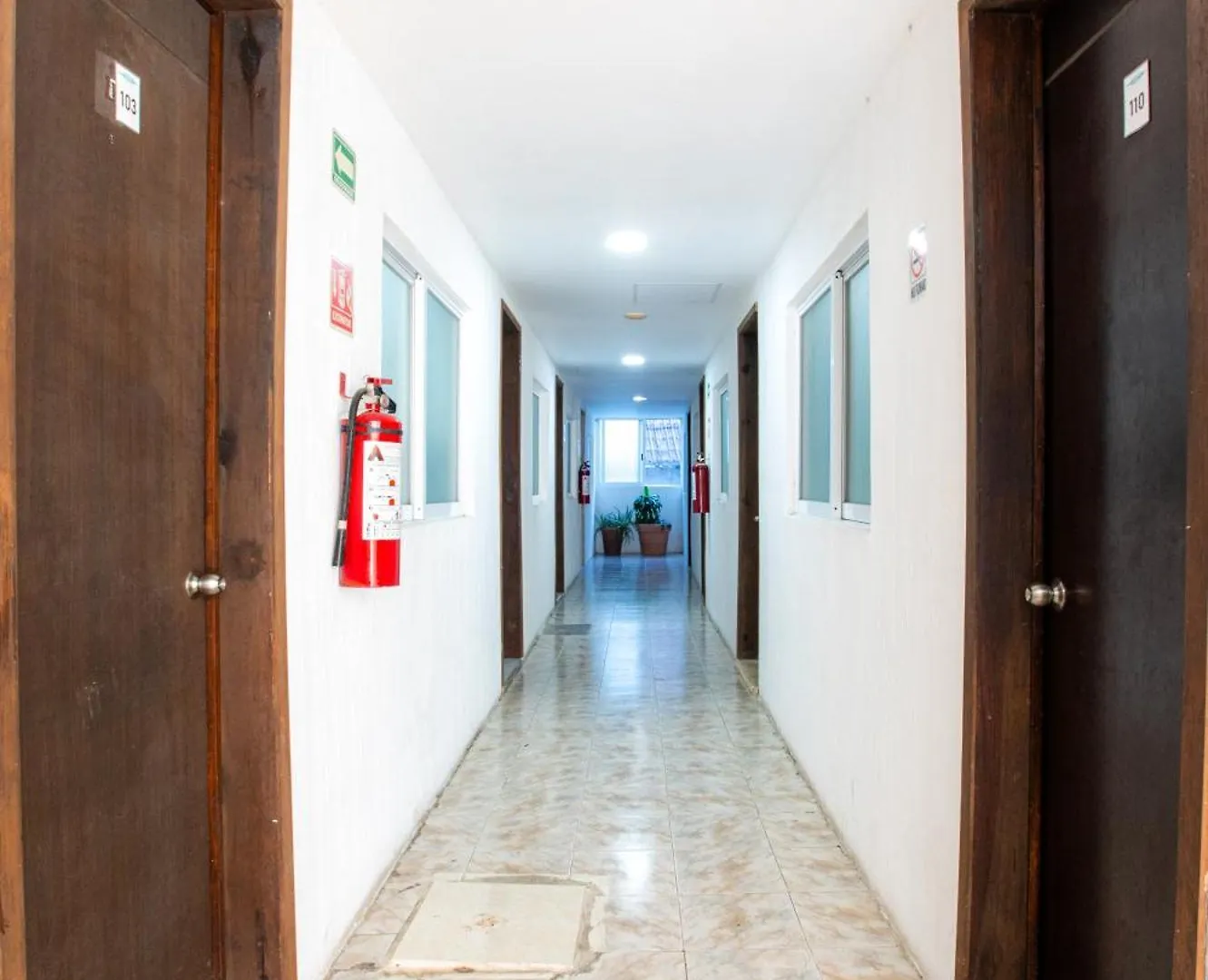 Hotel Turquesa 普拉亚卡门