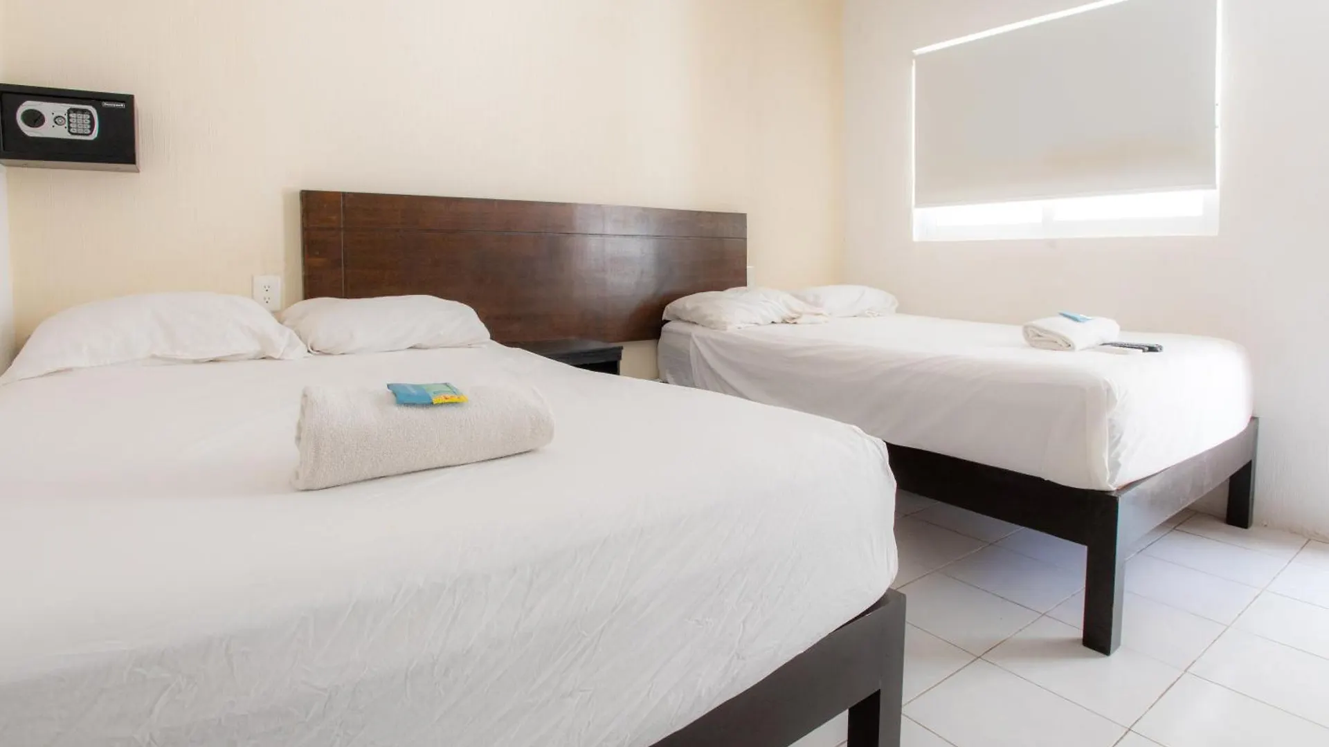 Hotel Turquesa 普拉亚卡门